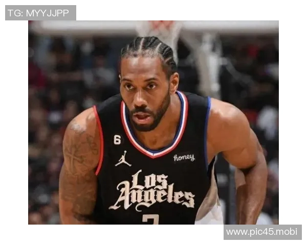 扛起全队！快船官方晒海报：伦纳德已经连续30场砍下20+